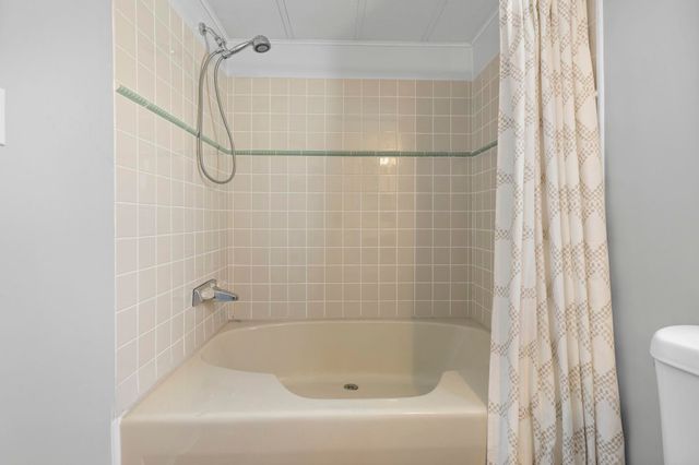 73 River Ledge Drive, Goffstown, NH 03045