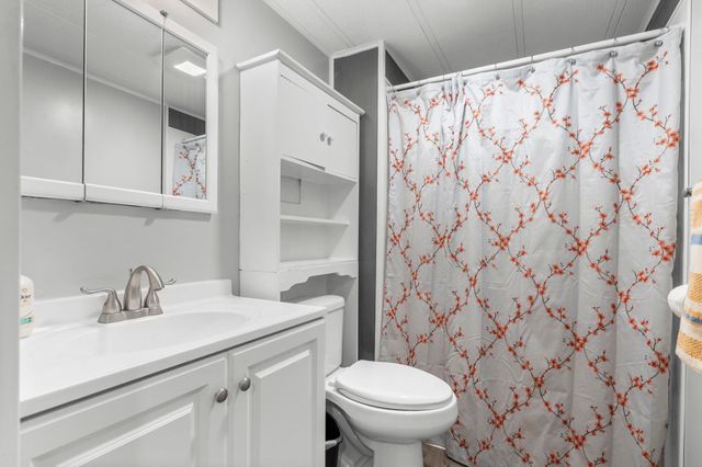 73 River Ledge Drive, Goffstown, NH 03045