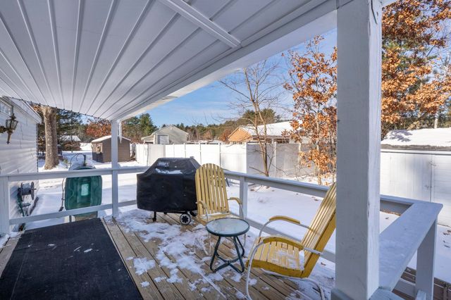 73 River Ledge Drive, Goffstown, NH 03045