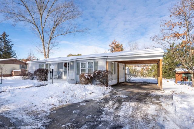 73 River Ledge Drive, Goffstown, NH 03045