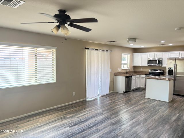 7265 W Glenn Drive, Glendale, AZ 85303