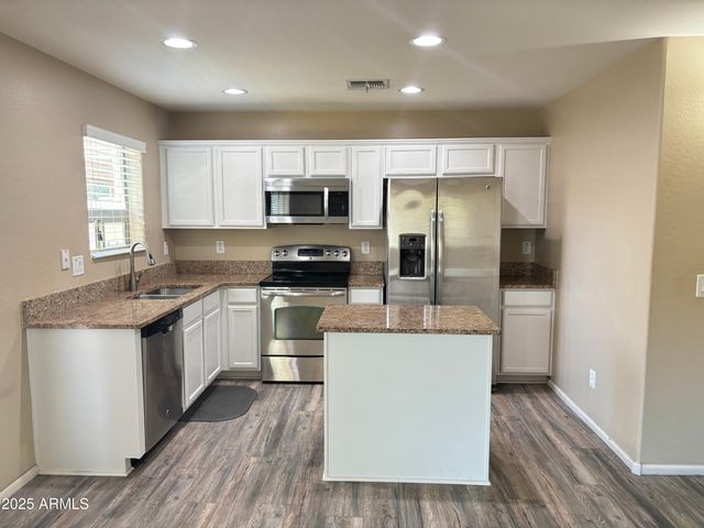7265 W Glenn Drive, Glendale, AZ 85303