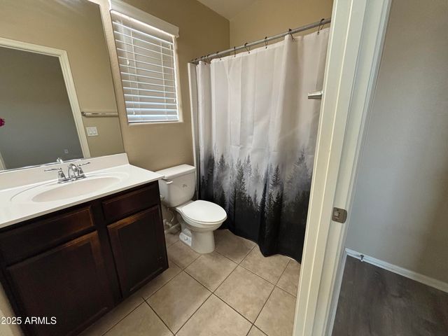 7265 W Glenn Drive, Glendale, AZ 85303