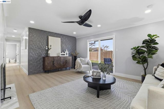 35926 Newark Blvd, Newark, CA 94560