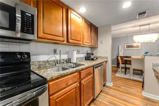 6900 Roswell Road Q26, Atlanta, GA 30328