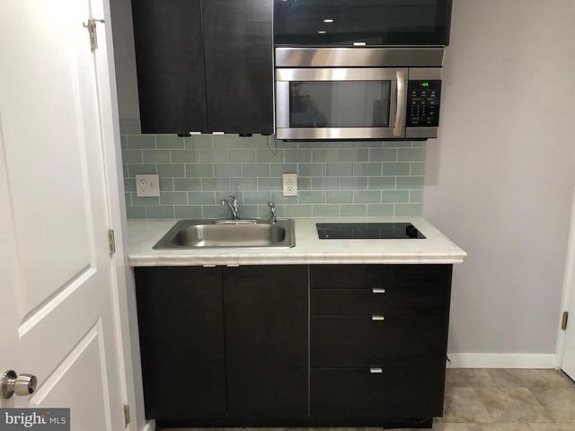 338 S 16TH ST #6, Philadelphia, PA 19102