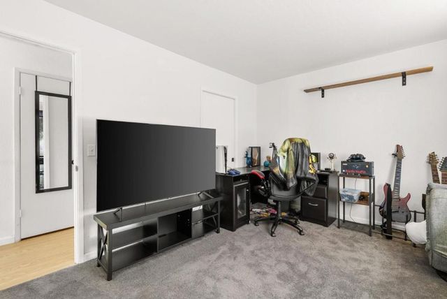 240 Green Meadow Drive B, Watsonville, CA 95076