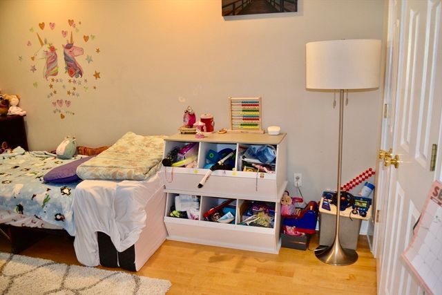 1306 Columbia Rd 4E, Boston, MA 02127