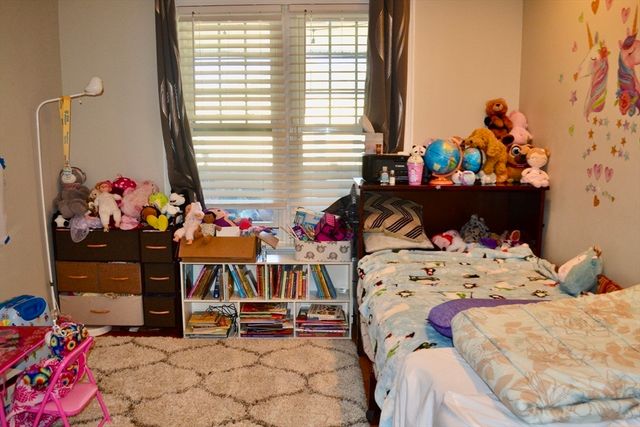 1306 Columbia Rd 4E, Boston, MA 02127