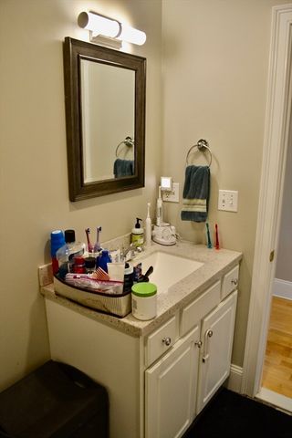 1306 Columbia Rd 4E, Boston, MA 02127