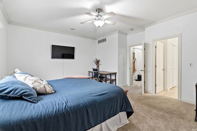 1050 Long Branch Court, Gas City, IN 46933