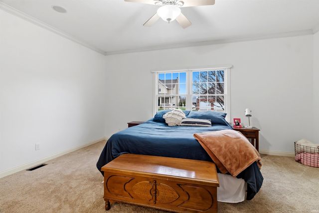 1050 Long Branch Court, Gas City, IN 46933