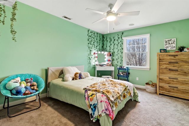 1050 Long Branch Court, Gas City, IN 46933