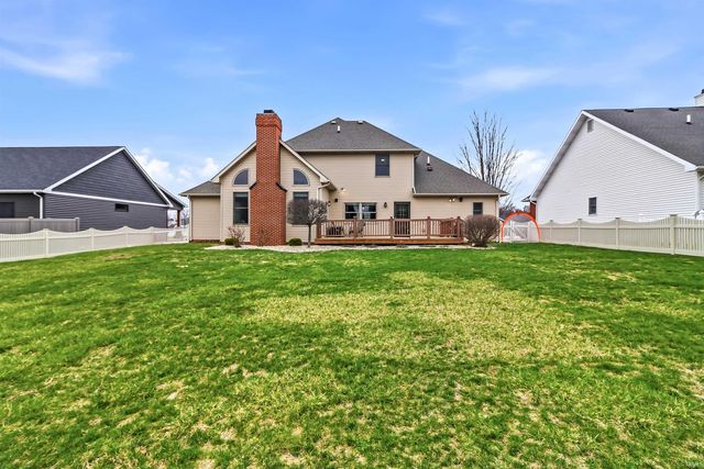 1050 Long Branch Court, Gas City, IN 46933