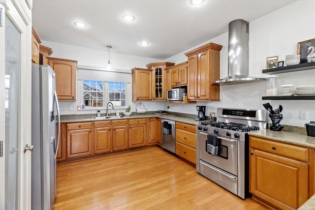 1050 Long Branch Court, Gas City, IN 46933