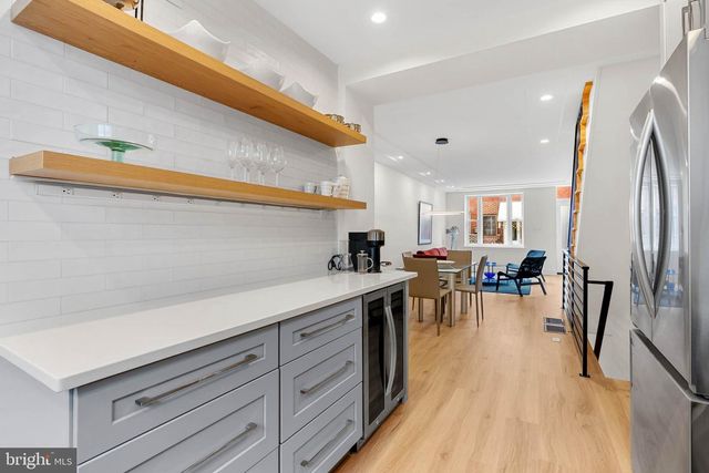 2441 S CLARION ST, Philadelphia, PA 19148