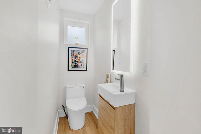 2441 S CLARION ST, Philadelphia, PA 19148