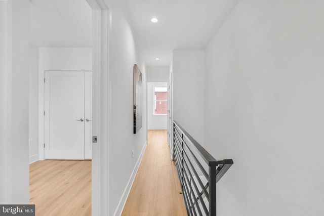 2441 S CLARION ST, Philadelphia, PA 19148