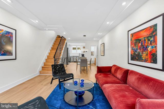 2441 S CLARION ST, Philadelphia, PA 19148