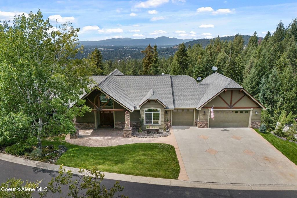 3517 E Falcon Ridge Ct, Coeur D'alene, ID 83814
