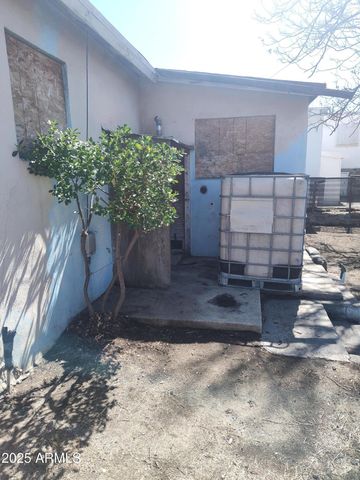 3915 E GREER Street, Miami, AZ 85539