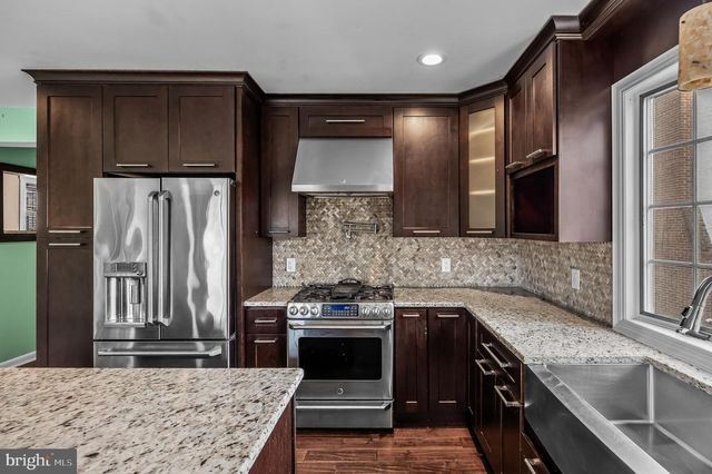 6750 HARVEY AVE, Pennsauken, NJ 08109