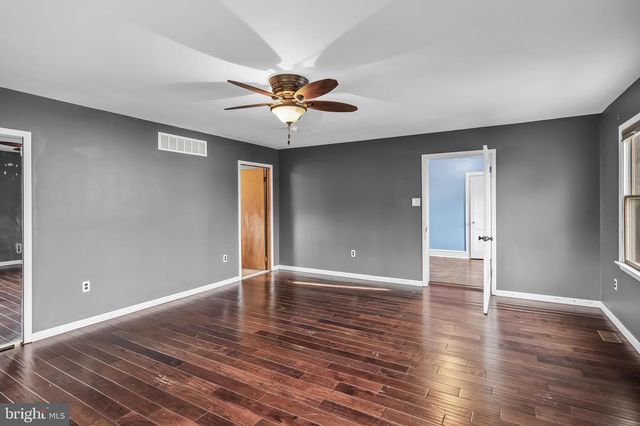 6750 HARVEY AVE, Pennsauken, NJ 08109