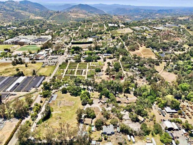 2362 Huffstatler Street, Fallbrook, CA 92028