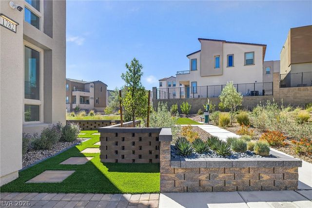 1782 Sparrow Song Court, Las Vegas, NV 89138
