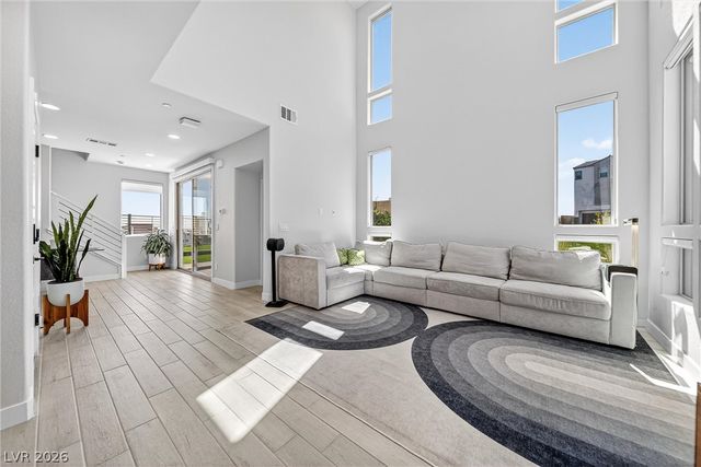 1782 Sparrow Song Court, Las Vegas, NV 89138