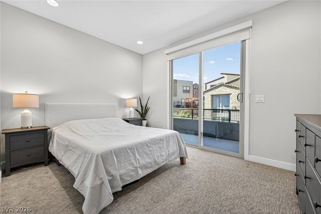 1782 Sparrow Song Court, Las Vegas, NV 89138