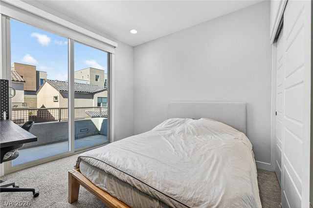 1782 Sparrow Song Court, Las Vegas, NV 89138