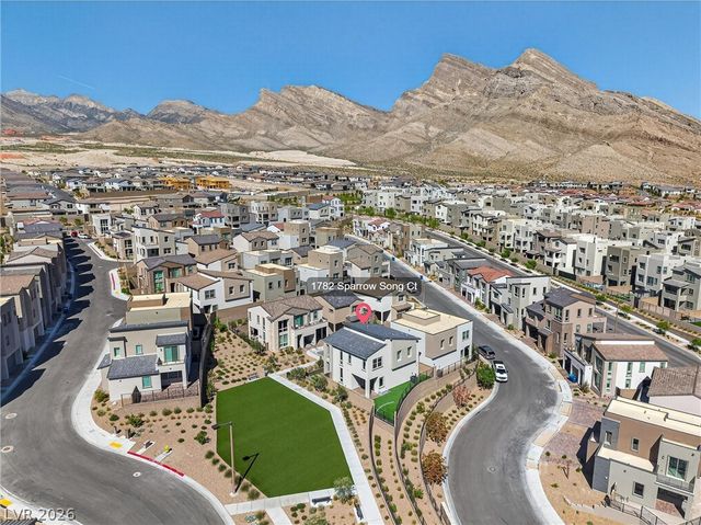 1782 Sparrow Song Court, Las Vegas, NV 89138