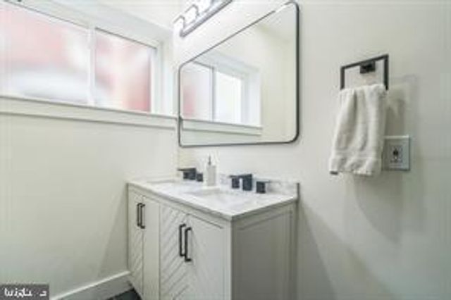 642 S 51ST ST, Philadelphia, PA 19143