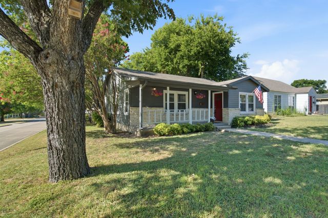 3851 Harley Avenue, Fort Worth, TX 76107