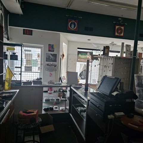 2453 Sheridan Road, Zion, IL 60099