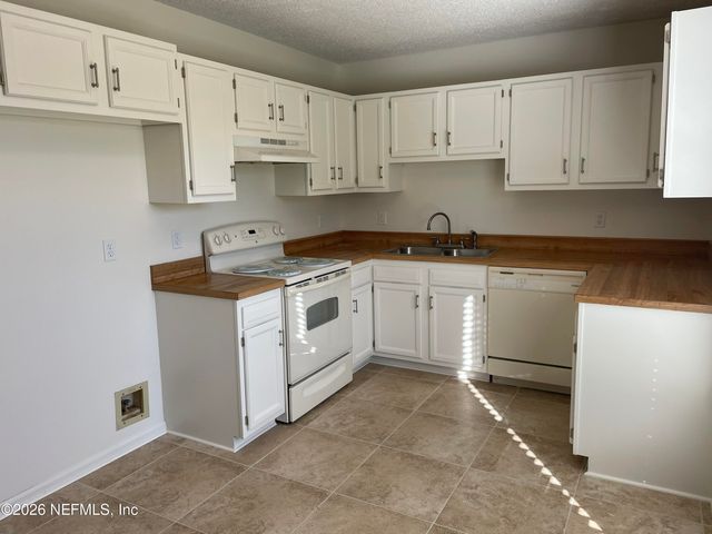 14231 DRAKES POINT Drive, Jacksonville, FL 32224