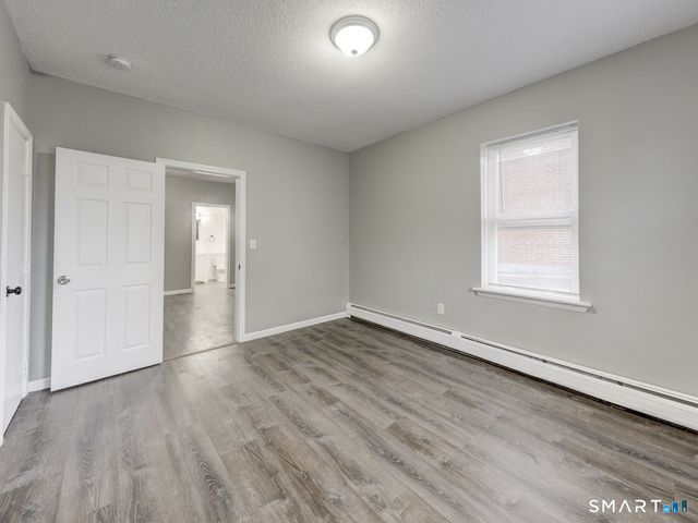 100 Broad Street 2W, New Britain, CT 06053