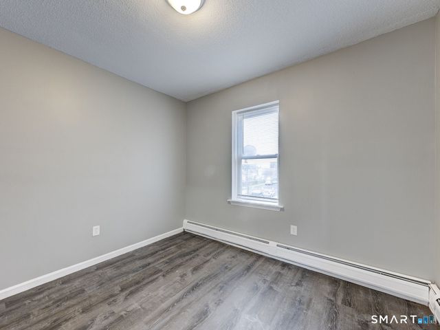 100 Broad Street 2W, New Britain, CT 06053
