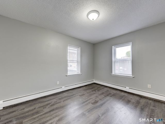 100 Broad Street 2W, New Britain, CT 06053