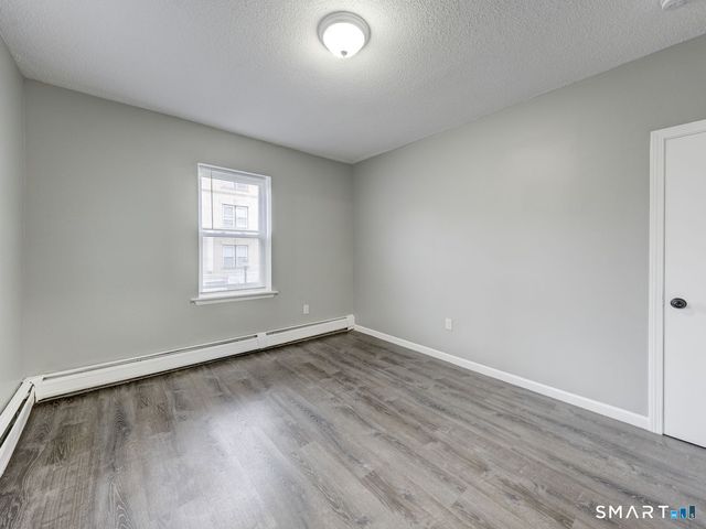 100 Broad Street 2W, New Britain, CT 06053