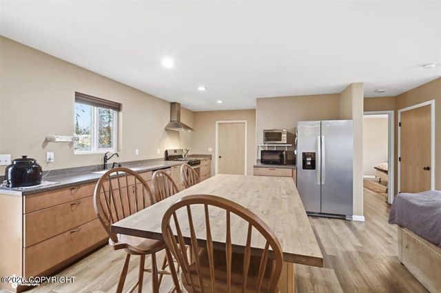 3946 S France Court, Big Lake, AK 99652