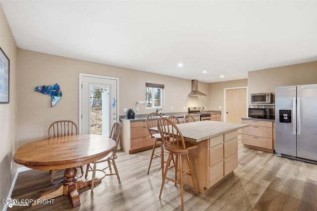 3946 S France Court, Big Lake, AK 99652