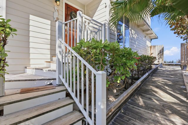 1031 SE Macarthur Boulevard, Stuart, FL 34996