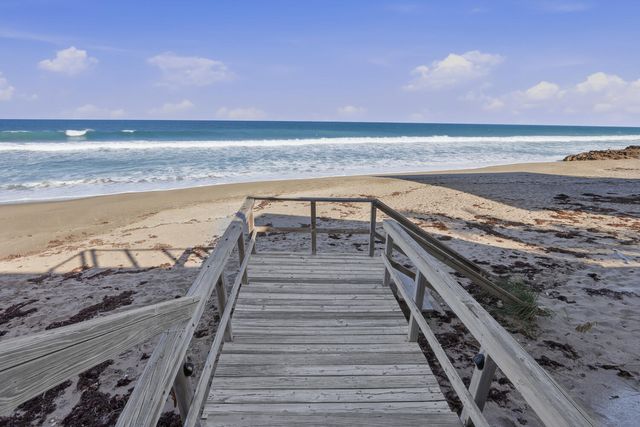 1031 SE Macarthur Boulevard, Stuart, FL 34996