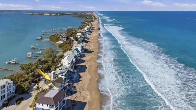 1031 SE Macarthur Boulevard, Stuart, FL 34996