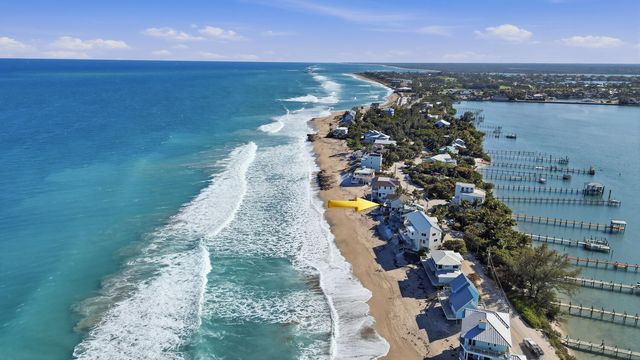 1031 SE Macarthur Boulevard, Stuart, FL 34996