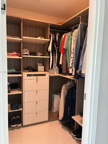 300 Sunny Isles Blvd 4-506, Sunny Isles Beach, FL 33160