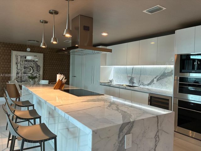 300 Sunny Isles Blvd 4-506, Sunny Isles Beach, FL 33160