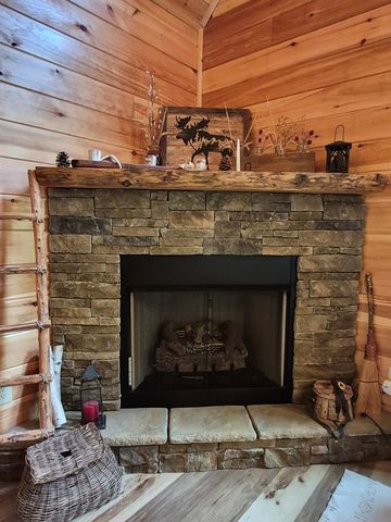 680 Deerfield Drive, Murphy, NC 28906